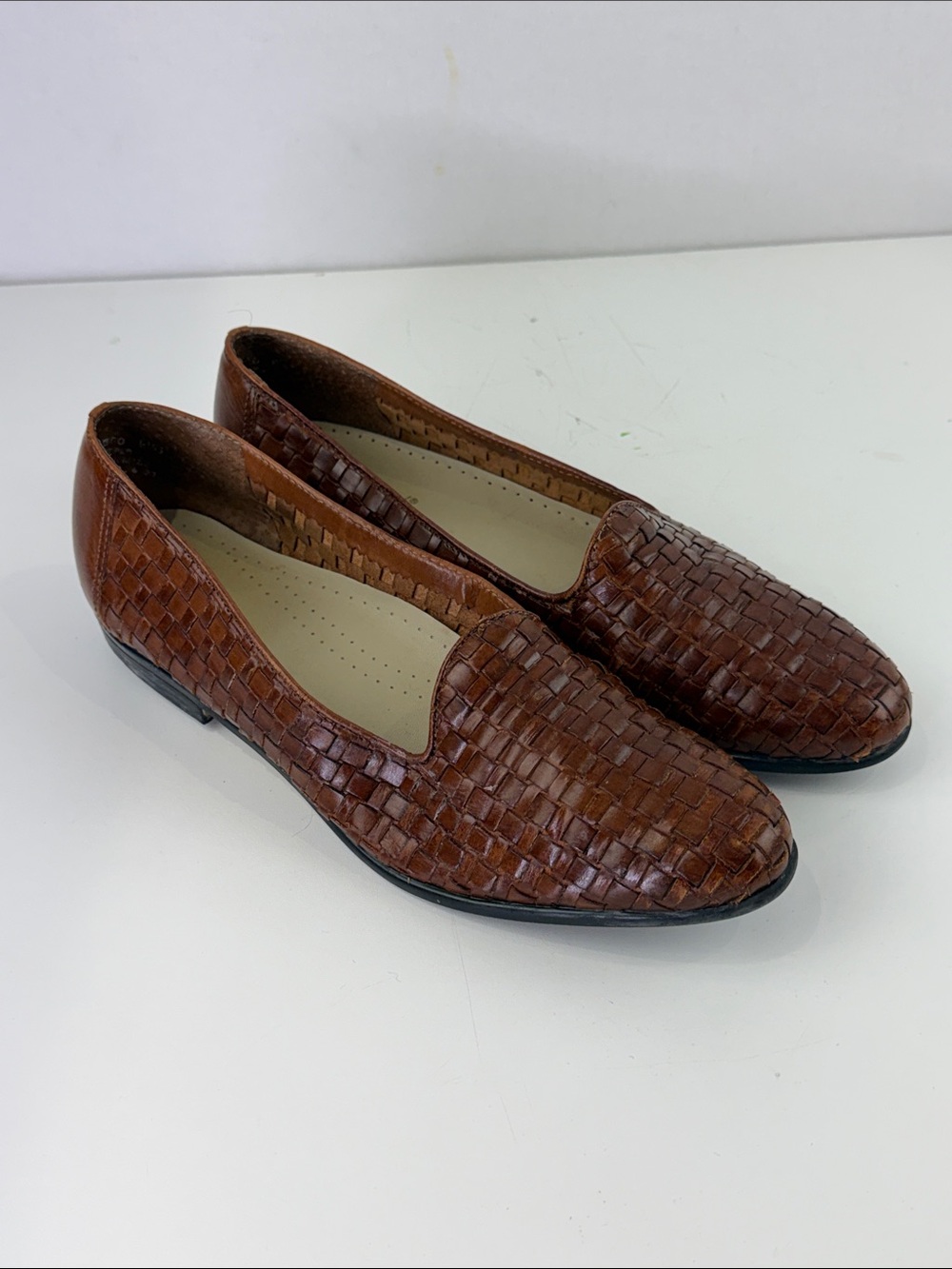 Trotters Brown Woven Leather Flats